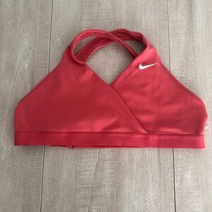 Nursing Sportsbra by Nike